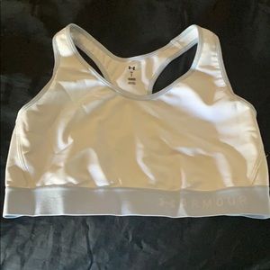 Women’s sports bra